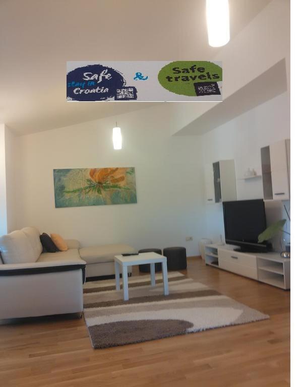 Apartment Tim *