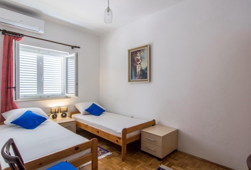 Apartment Tim