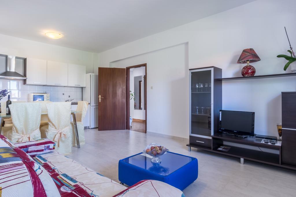 Tim Apartment